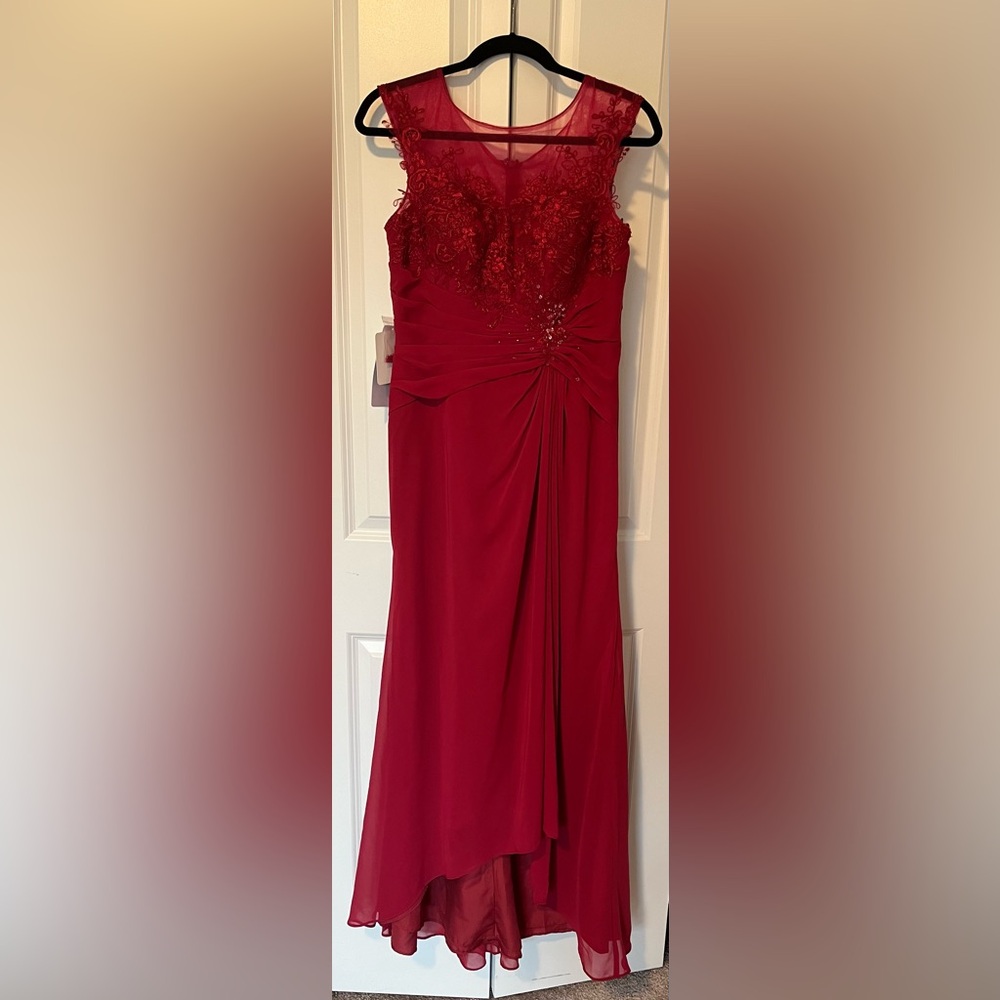 Elegant Mother of the Bride dress - Never worn